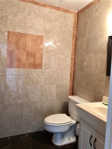 6850 NW 77th Ct 6850, Medley, FL 33166