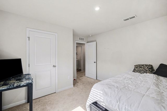 5778 Stardive Way, Christiana, TN 37037