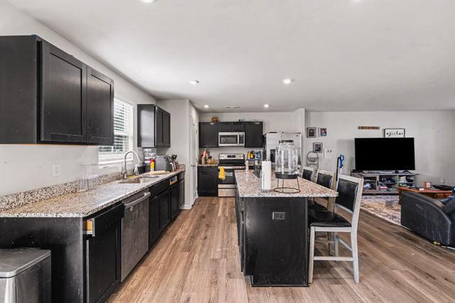 5778 Stardive Way, Christiana, TN 37037