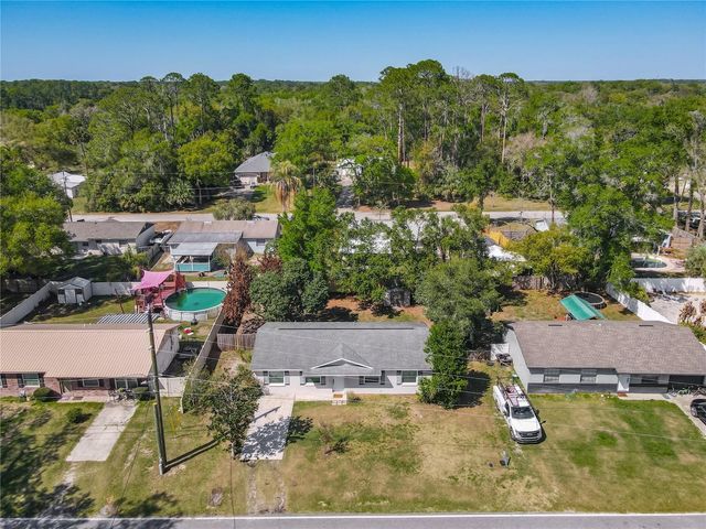 624 W NEW YORK AVENUE, Lake Helen, FL 32744