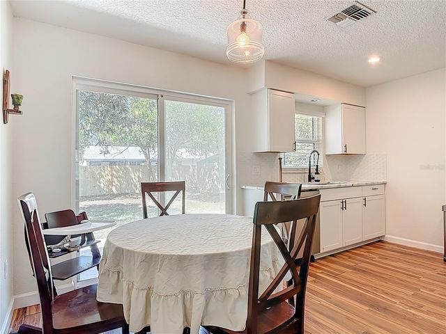 624 W NEW YORK AVENUE, Lake Helen, FL 32744