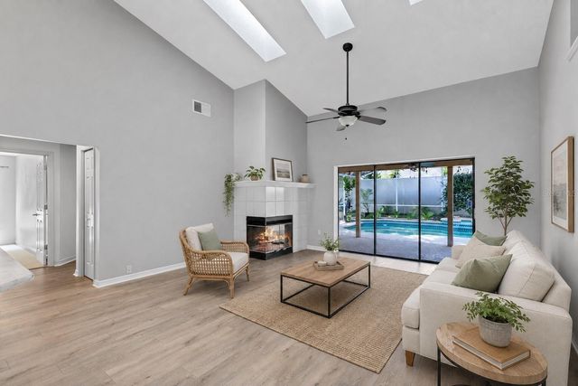 623 YORKSHIRE DRIVE, Oviedo, FL 32765
