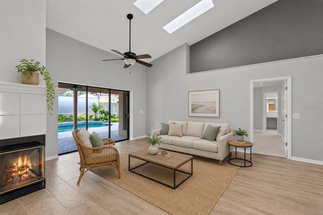 623 YORKSHIRE DRIVE, Oviedo, FL 32765