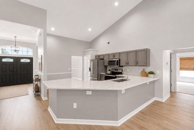 623 YORKSHIRE DRIVE, Oviedo, FL 32765