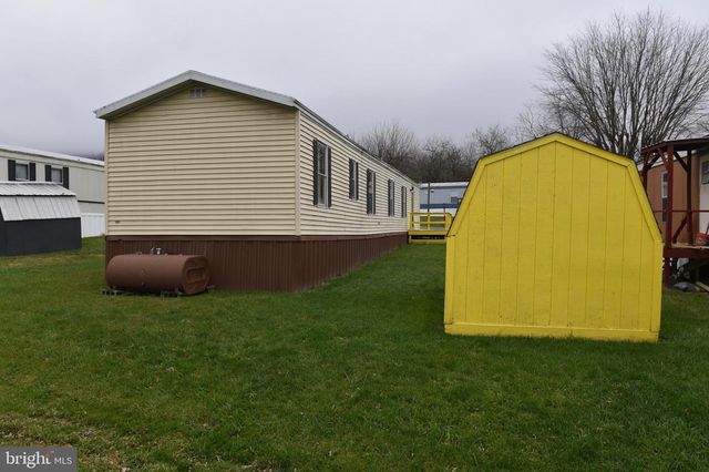 19 HILLSIDE ESTATES, Mcconnellsburg, PA 17233