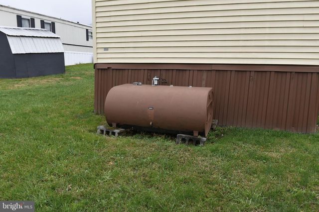 19 HILLSIDE ESTATES, Mcconnellsburg, PA 17233