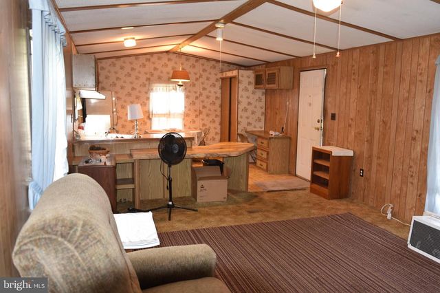 19 HILLSIDE ESTATES, Mcconnellsburg, PA 17233