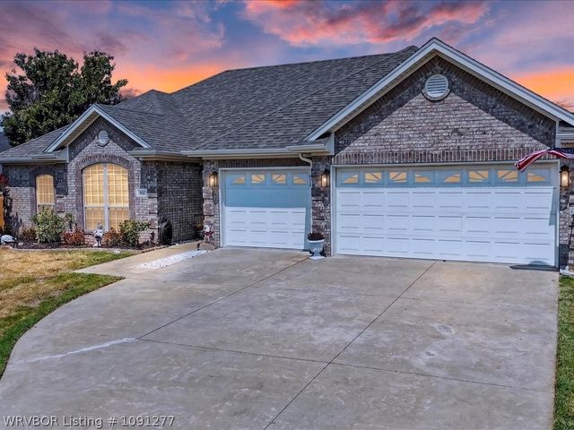 1607 Copper Ridge Drive, Fort Smith, AR 72916