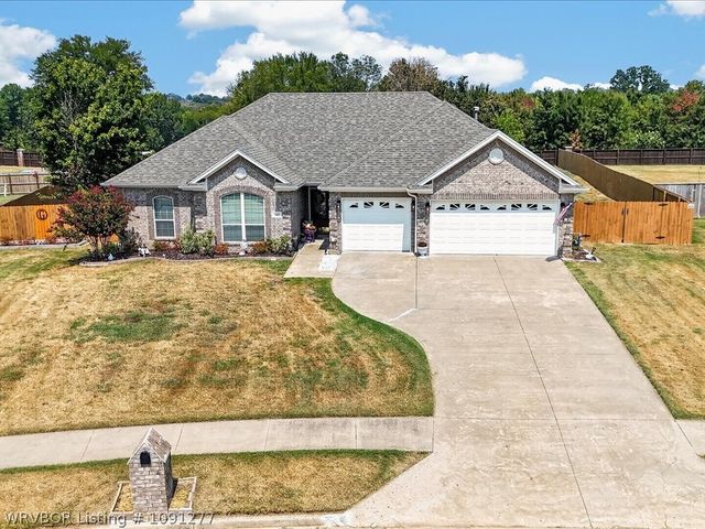 1607 Copper Ridge Drive, Fort Smith, AR 72916