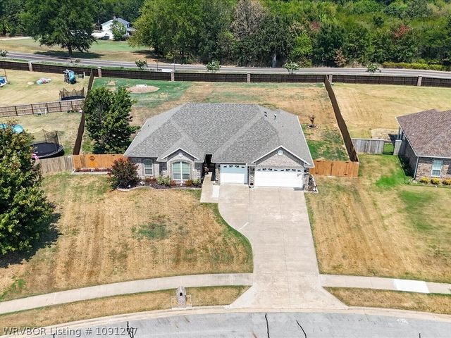 1607 Copper Ridge Drive, Fort Smith, AR 72916
