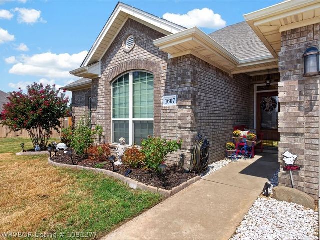 1607 Copper Ridge Drive, Fort Smith, AR 72916