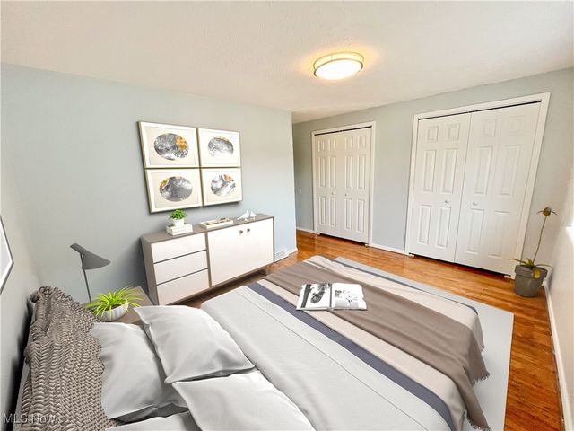 2868 Noble Road 9, Cleveland Heights, OH 44121