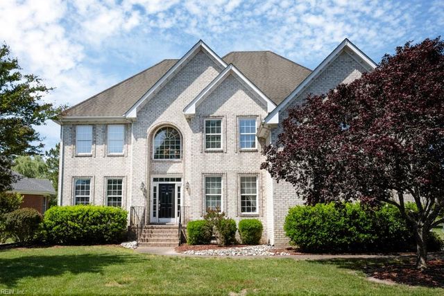 1332 Club House DR, Chesapeake, VA 23322