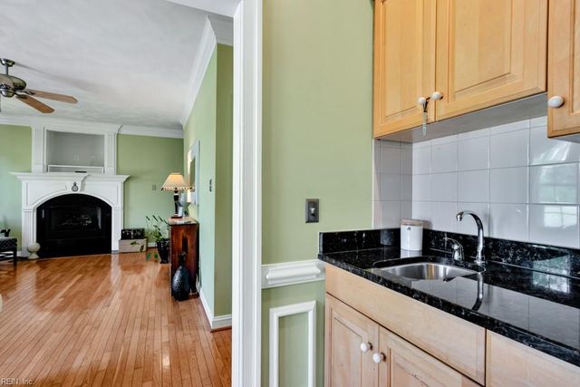 1332 Club House DR, Chesapeake, VA 23322