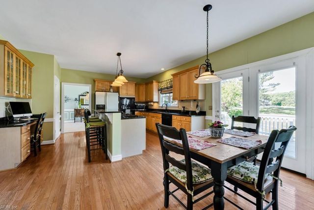 1332 Club House DR, Chesapeake, VA 23322