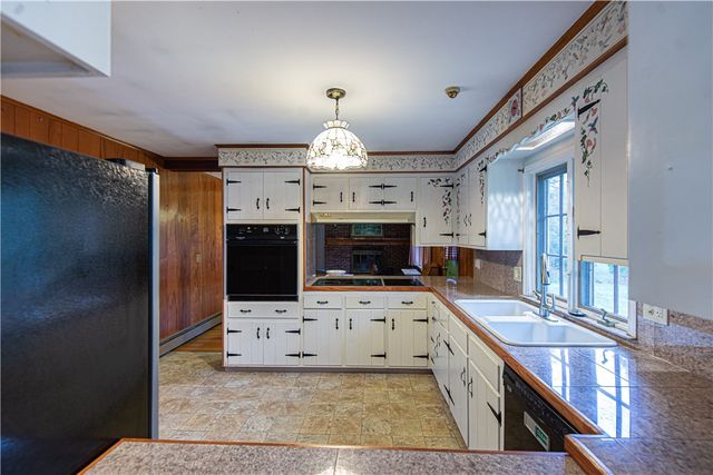 929 Greenville Avenue, Smithfield, RI 02828