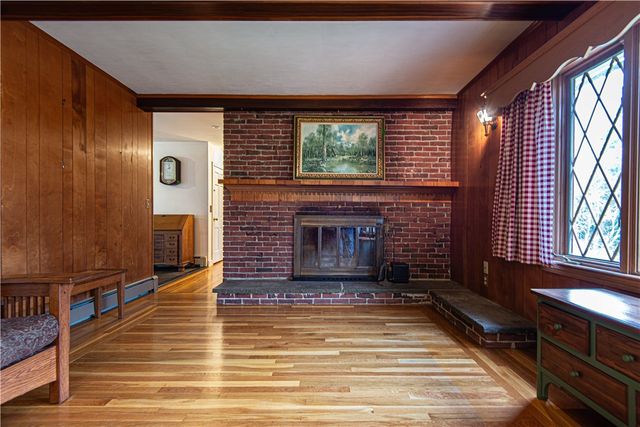 929 Greenville Avenue, Smithfield, RI 02828