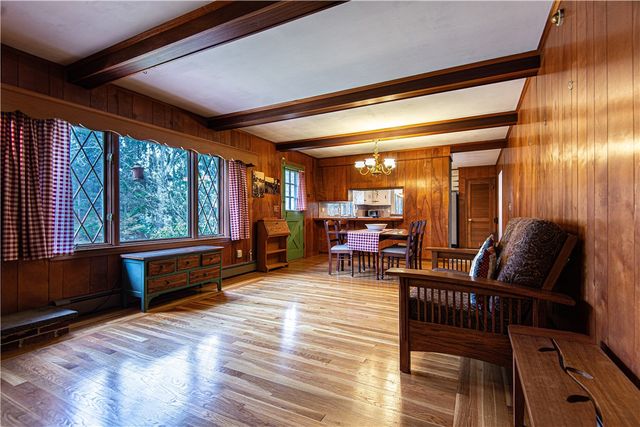 929 Greenville Avenue, Smithfield, RI 02828