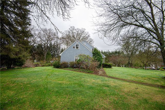 929 Greenville Avenue, Smithfield, RI 02828