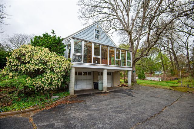 929 Greenville Avenue, Smithfield, RI 02828