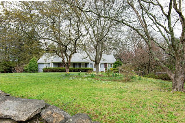 929 Greenville Avenue, Smithfield, RI 02828