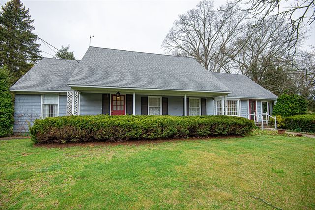 929 Greenville Avenue, Smithfield, RI 02828