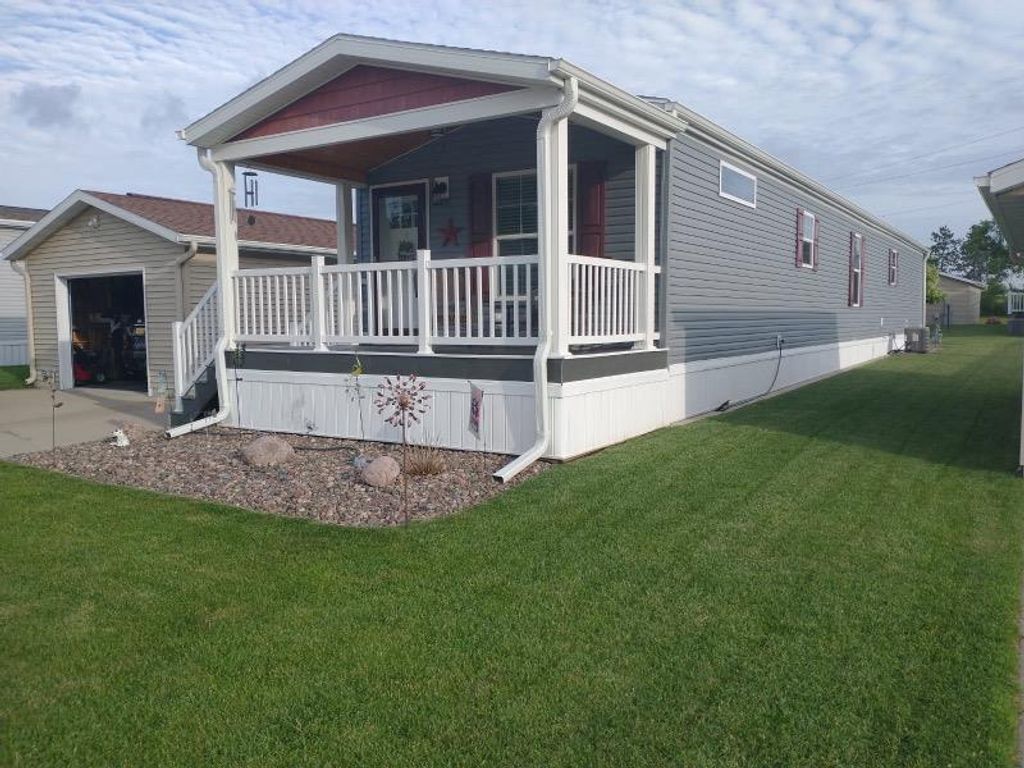 535 Collin Drive, Tomah, WI 54660