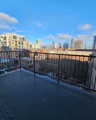 320 E 21st Street 404, Chicago, IL 60616