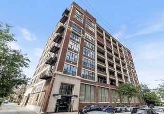320 E 21st Street 404, Chicago, IL 60616