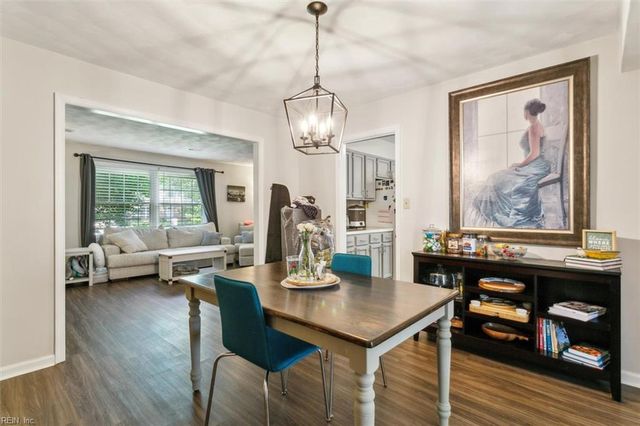 221 Commodore DR, Hampton, VA 23669