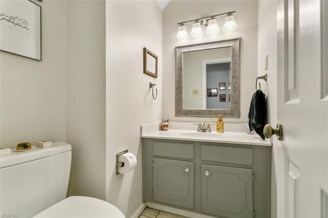 221 Commodore DR, Hampton, VA 23669