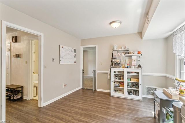 221 Commodore DR, Hampton, VA 23669