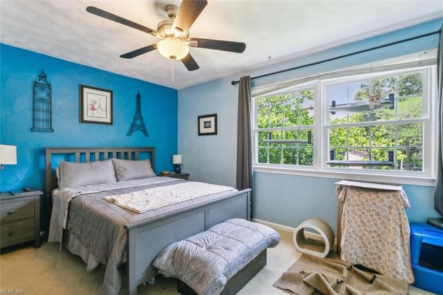 221 Commodore DR, Hampton, VA 23669