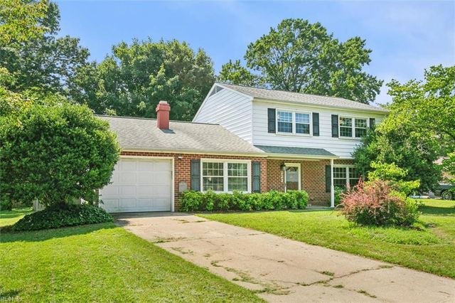 221 Commodore DR, Hampton, VA 23669