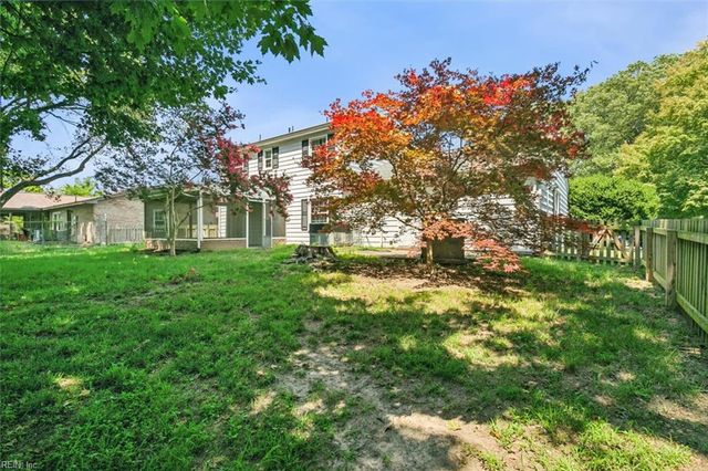 221 Commodore DR, Hampton, VA 23669