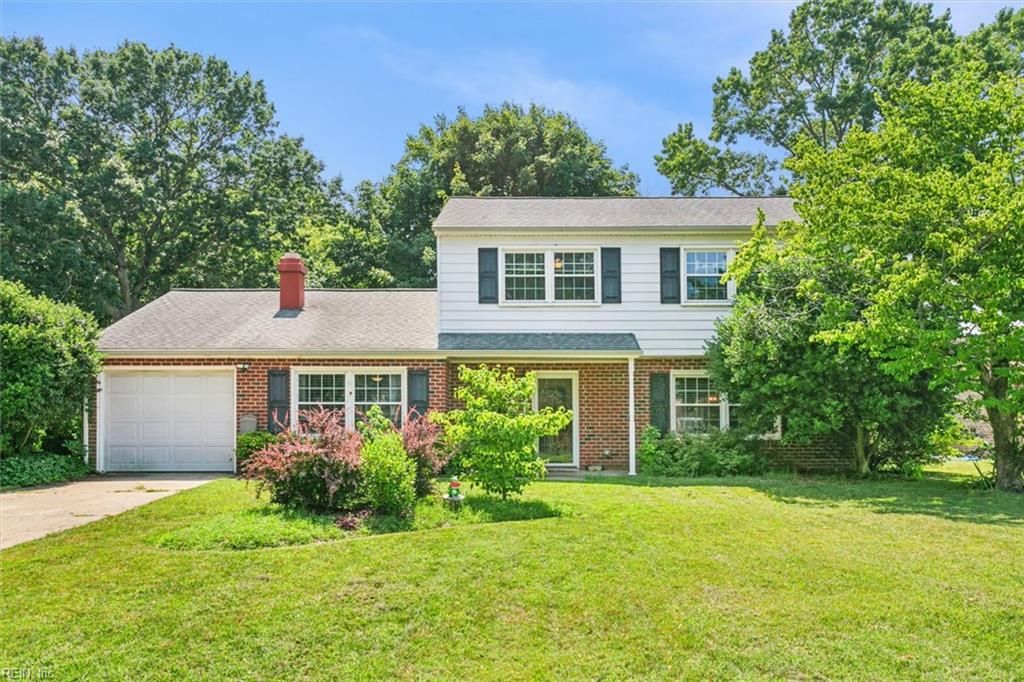 221 Commodore DR, Hampton, VA 23669
