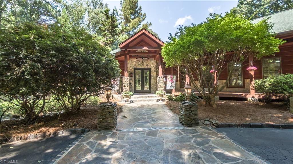 6572 Lake Brandt Road, Summerfield, NC 27358