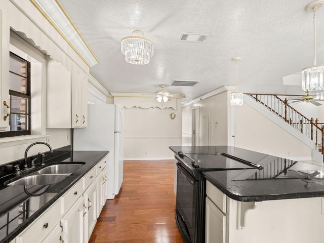 19458 Lake Charles, Deridder, LA 70634