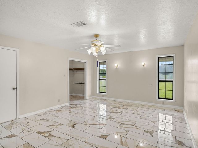 19458 Lake Charles, Deridder, LA 70634