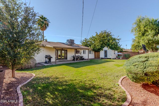 8602 E CAMBRIDGE Avenue, Scottsdale, AZ 85257