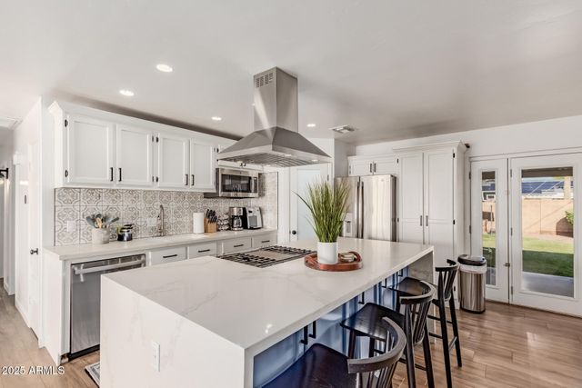 8602 E CAMBRIDGE Avenue, Scottsdale, AZ 85257