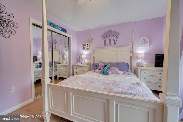 194 TUMBLEWEED DR, Effort, PA 18330