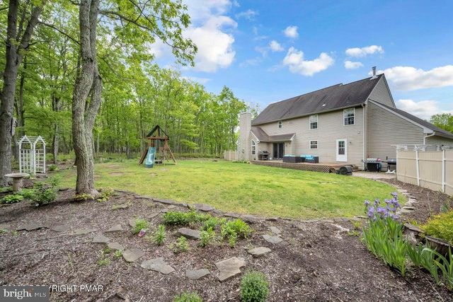 194 TUMBLEWEED DR, Effort, PA 18330