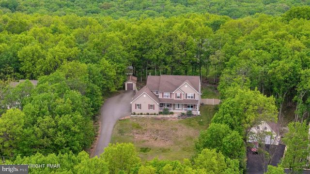 194 TUMBLEWEED DR, Effort, PA 18330