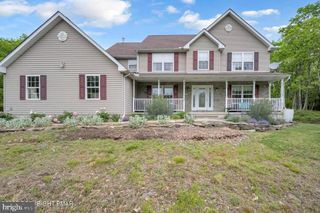 194 TUMBLEWEED DR, Effort, PA 18330