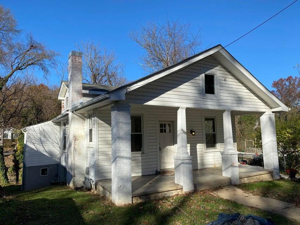 4705 Surrey AVE, Roanoke, VA 24017