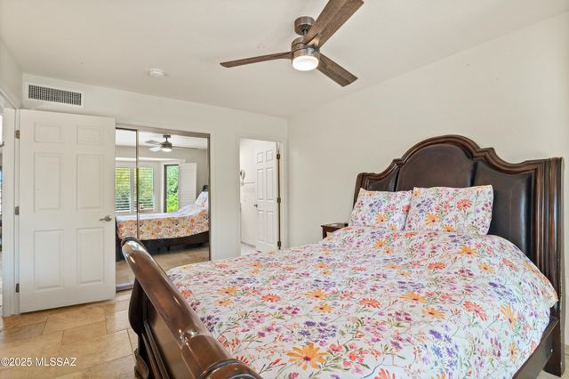 14006 N Green Tree Drive, Oro Valley, AZ 85755