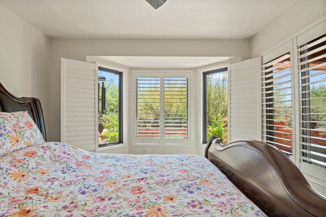 14006 N Green Tree Drive, Oro Valley, AZ 85755