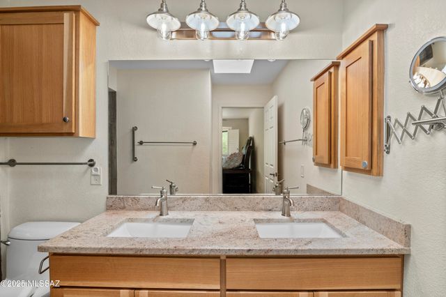 14006 N Green Tree Drive, Oro Valley, AZ 85755