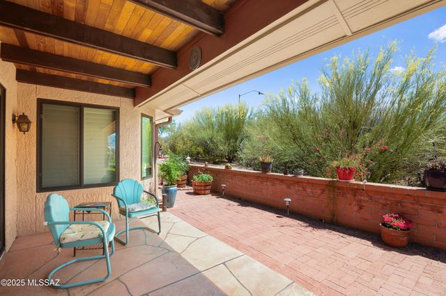 14006 N Green Tree Drive, Oro Valley, AZ 85755